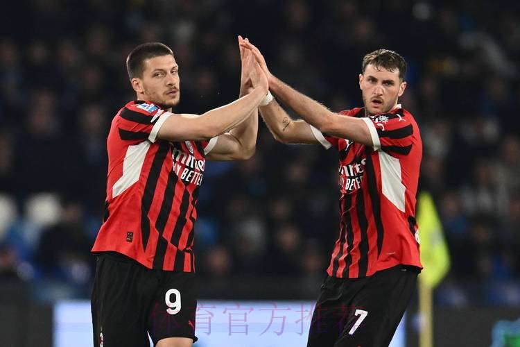 跟队记者:约维奇今夏将离开皇马 他受够了当下处境 跟队记者:约维奇今夏将离开皇马 他受够了当下处境